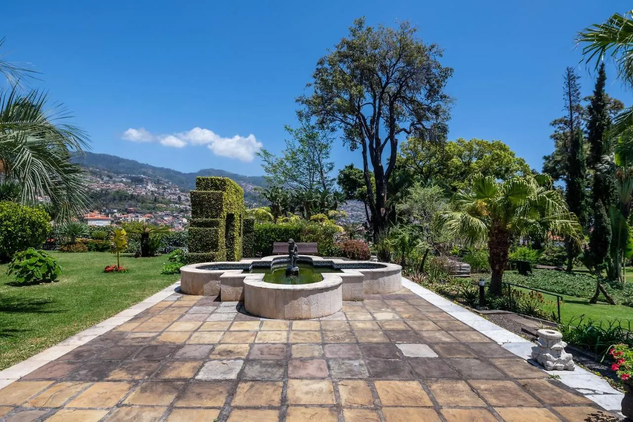 Quinta Jardins Do Lago Funchal 5*,  Portekiz